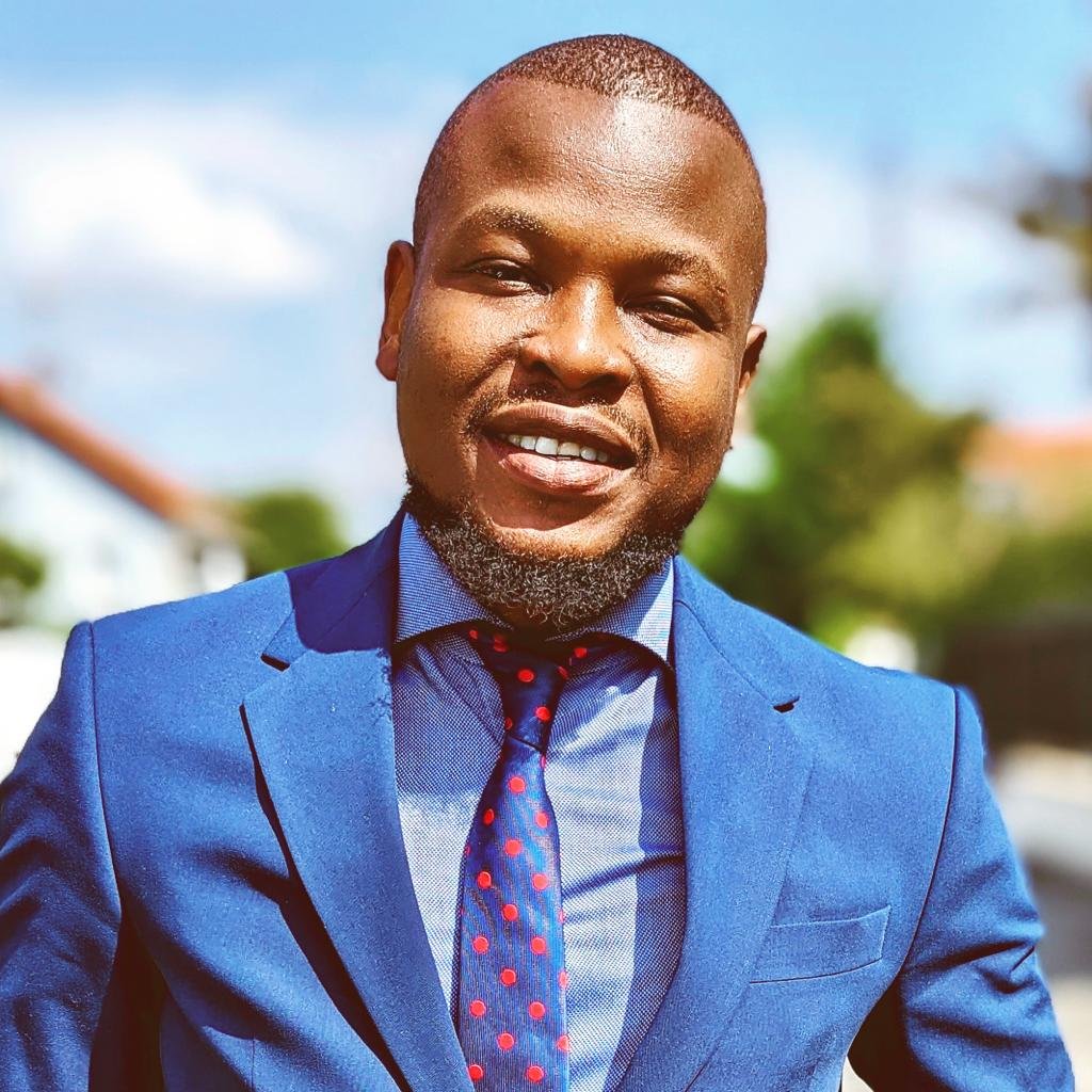 Notoriti Who is steeve Vignissy6 WHO IS STEEVE VIGNISSY International Senior Consultant in Strategic Transformation, Digital Governance, Data & AI