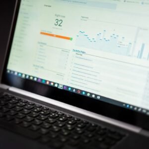 Tableau de bord analytique montrant des données de trafic marketing