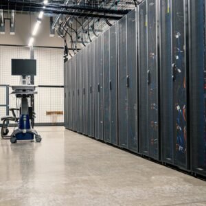 Salle serveurs représentant l'infrastructure cloud et sa facturation