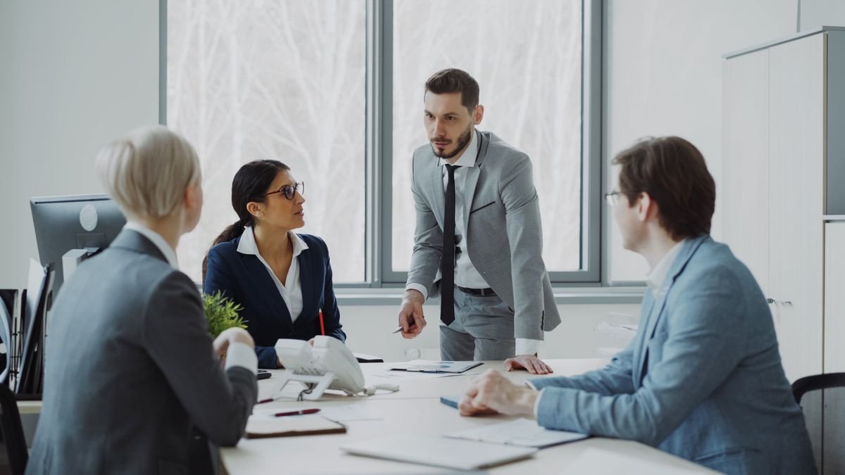 Marketing team discussing Consent Mode V2 implementation