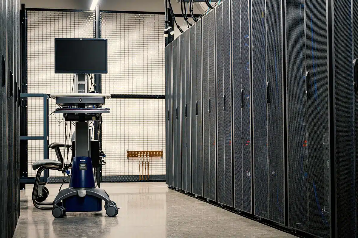 Salle de serveurs représentant le système d'information audité